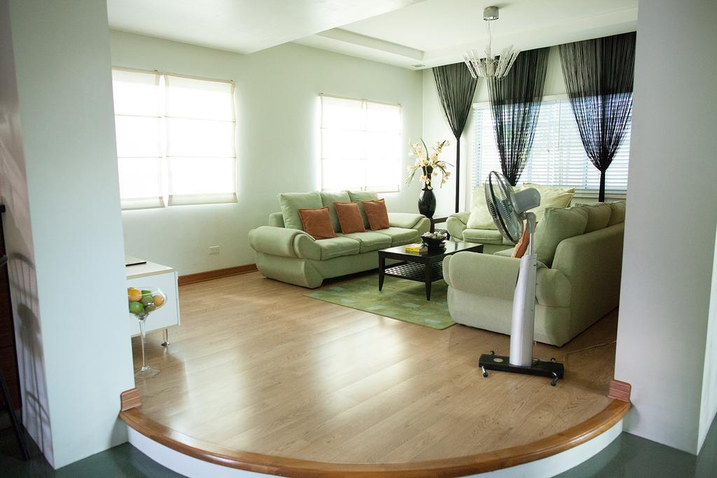 Sir Nico Guesthouse And Resort Pulilan Kültér fotó