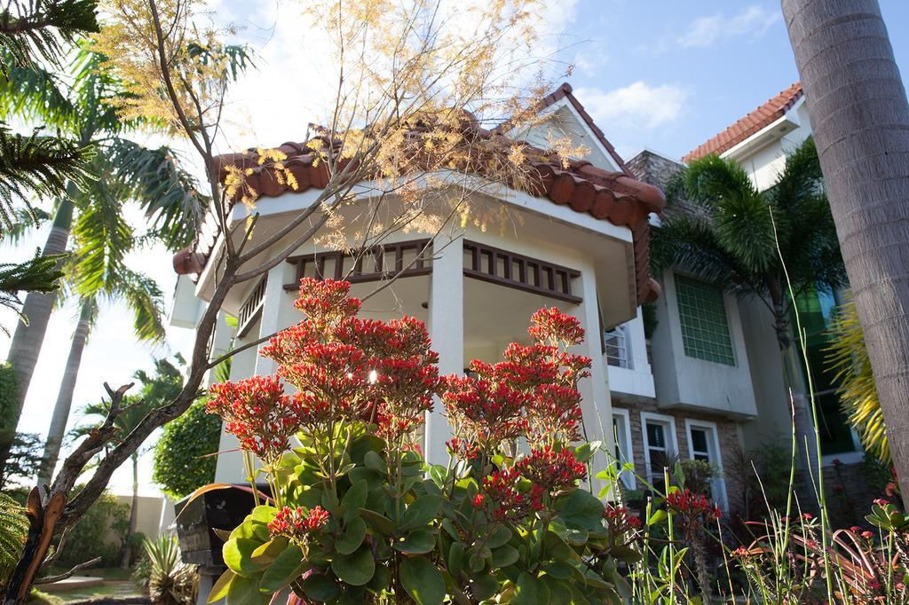 Sir Nico Guesthouse And Resort Pulilan Kültér fotó