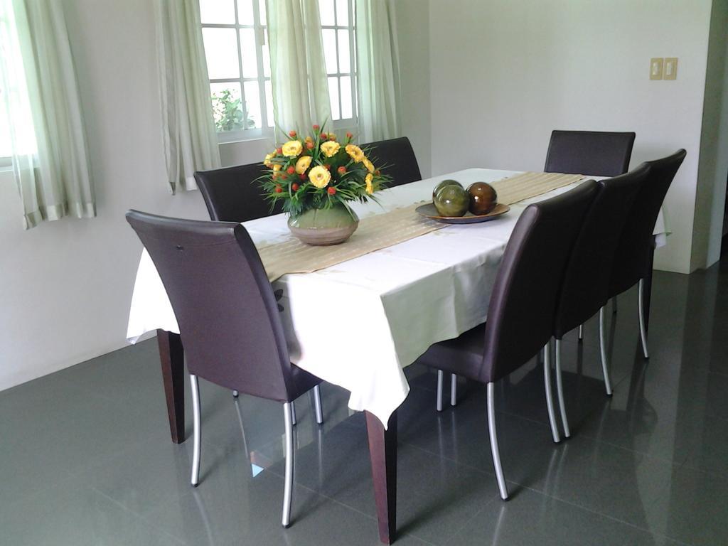 Sir Nico Guesthouse And Resort Pulilan Kültér fotó
